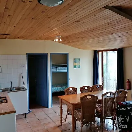 Holiday home En Pleine Nature Proche Du De La Gimone
